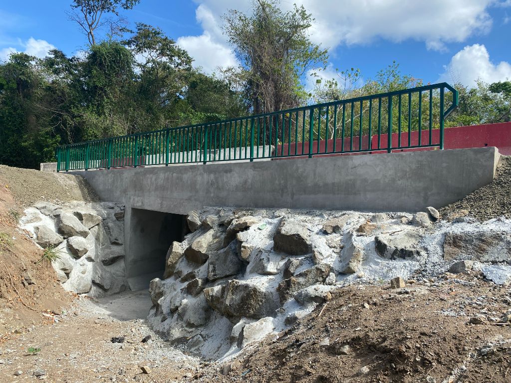 Élargissement route — COMABAT